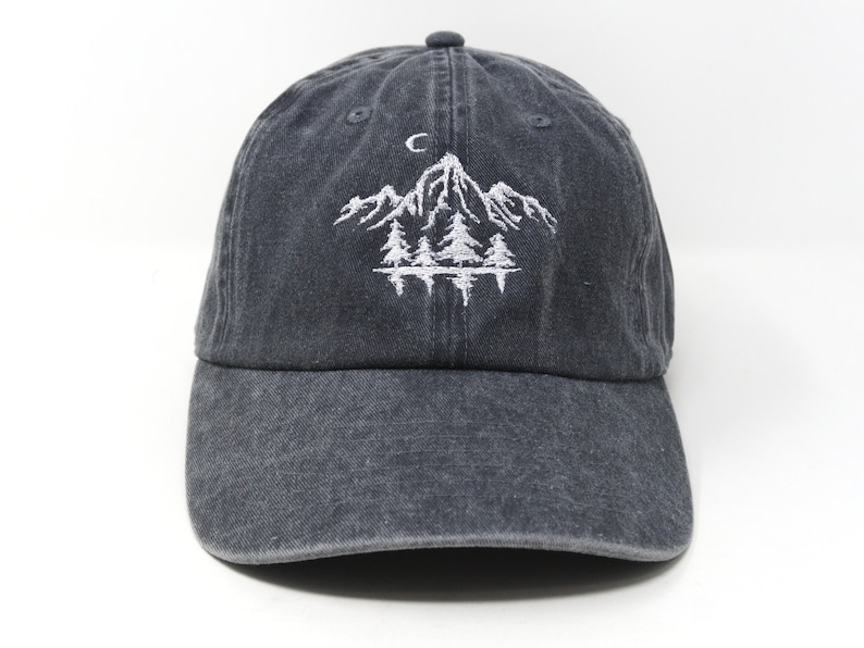 Mountain Forest Embroidered Baseball Cap Curved Brim Sun Hat Summer Shade Cap Black