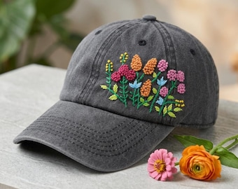 Casquette en coton délavé, Casquette avec fleurs brodées à la main, Casquette de baseball à bord incurvé 2 tons, Casquette d'été gris noir