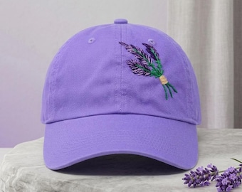 Handgeborduurde katoenen baseballpet met lavendelbloem, met de hand geborduurde meerkleurige witte hoed, zomerpet met gebogen rand, uniek