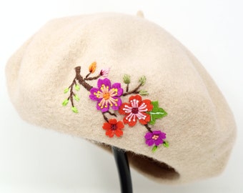 帽子 EMBROIDERY BIG BERET EMBROIDERY BIG BERET - Beige – THE H.W.DOG&CO.