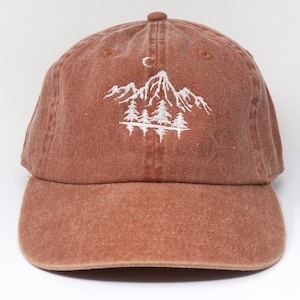 Mountain Forest Embroidered Baseball Cap Curved Brim Sun Hat Summer Shade Cap Orange