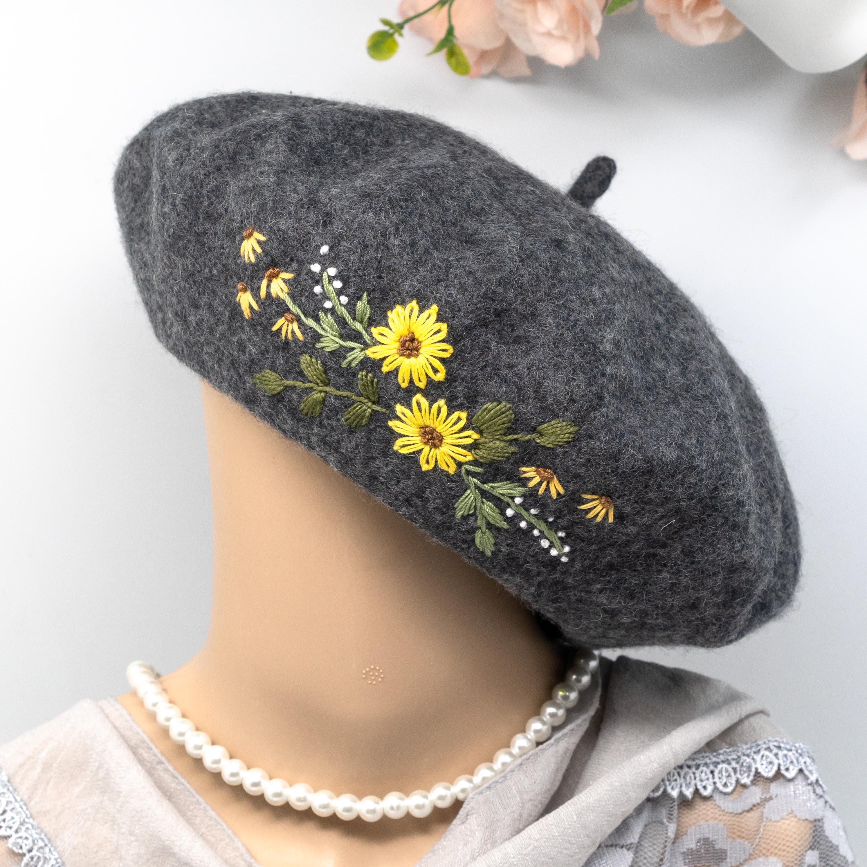 100% Wool Beret Natural Gray, Hand Embroidered Floral Flower  display picture 1