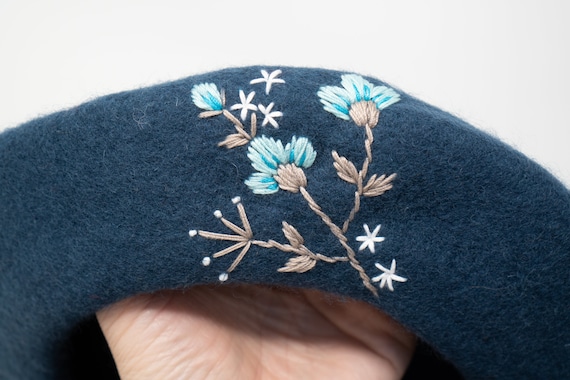 7261 Women\'s Decorative Flowers Wool Beret Headwear Navy Blue il_fullxfull.4141840161_nmlo.jpg main image 4