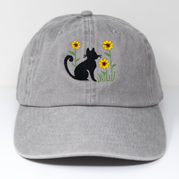 Cat and Flower Embroidered Kitten Baseball Cap, Washed Cotton Curve Brim Summer Hat