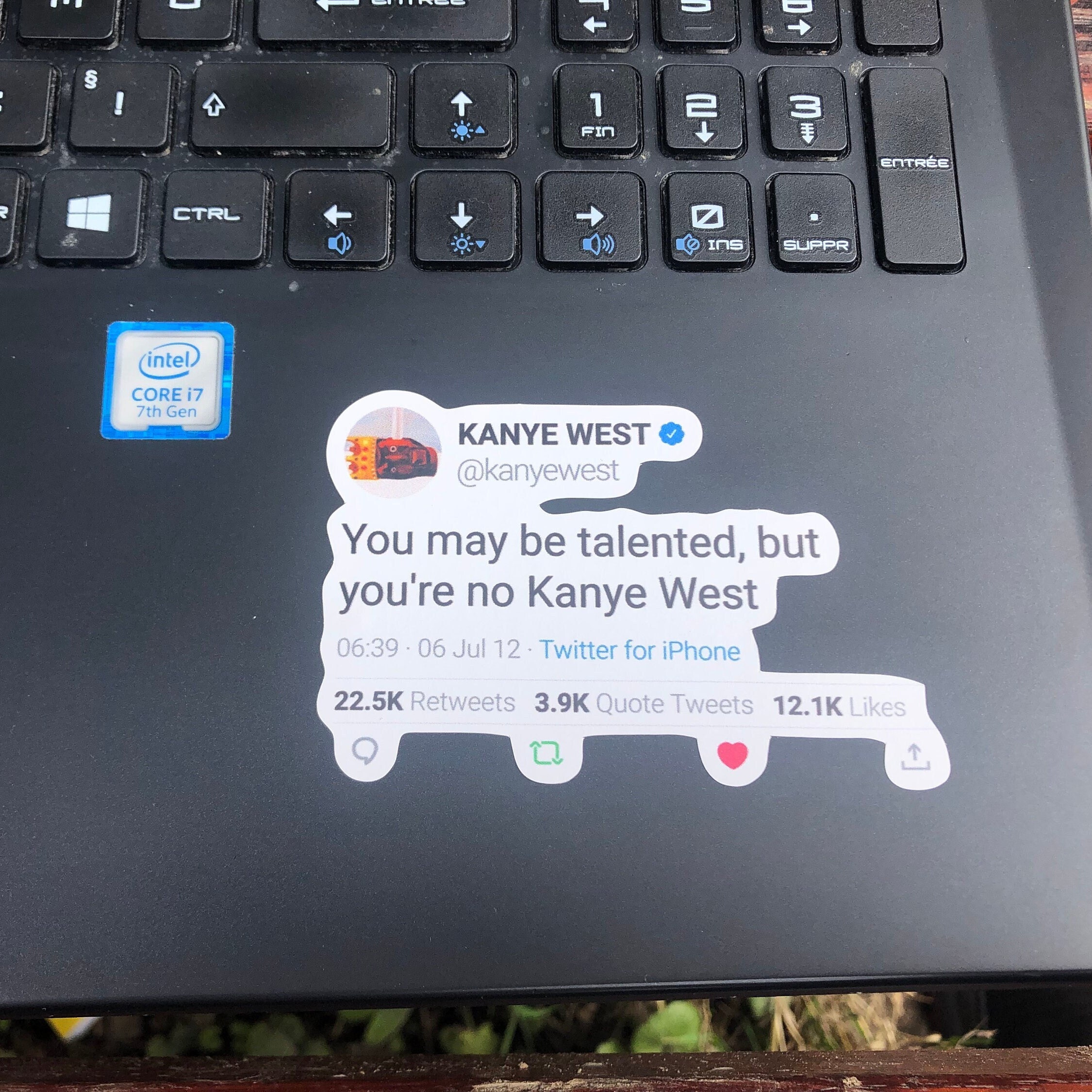 5 Kiss Cut Stickers « Kanye West » : 5 Funny Tweets - Pack 1