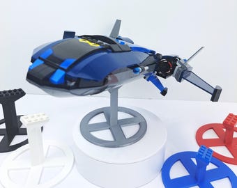 Base de exhibición Lego Marvel X-MEN 76022/76281 Blackbird Flight impresa en 3D