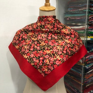 Vintage Silk Scarf, Twill Silk Scarf, Vintage Silk Muffler, Vintage Neck Scarf, Vintage Neck Accessories, Vintage Italian Silk Scarf,