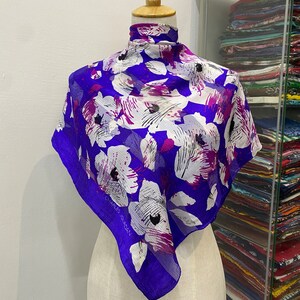 Vintage Charles Jourdan Silk Scarf Neckerchief Neckwear Muffler Ribbon Bandana Foulard Square Scarf Head Band