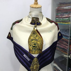 Vintage Moschino Silk Scarf Moschino Silk Muffler Vintage Moschino Silk Neck Scarf Moschino Silk Head Scarf Moschino Shawl