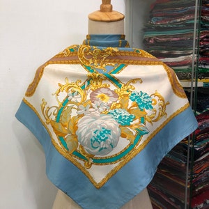 Vintage Silk Scarf, Twill Silk Scarf, Vintage Silk Muffler, Vintage Neck Scarf, Vintage Neck Accessories, Vintage Italian Silk Scarf,