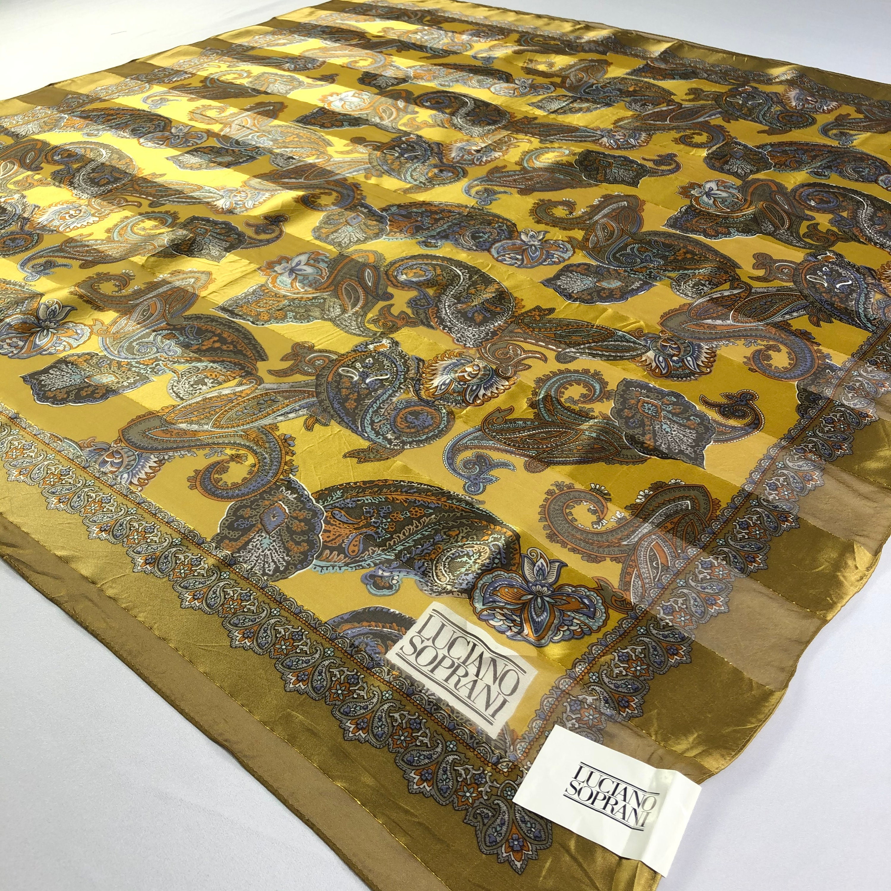 Foulard En Soie LUCIANO SOPRANI - 100% Soie, 38g, Vert, Occasion Vintage