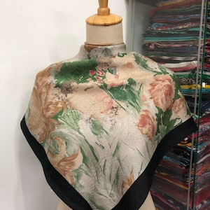 Vintage Silk Scarf, Twill Silk Scarf, Vintage Silk Muffler, Vintage Neck Scarf, Vintage Neck Accessories, Vintage Italian Silk Scarf,