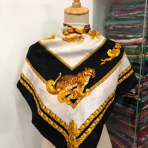 Vintage Giovanni Silk Square Silk Scarf Vintage Yellow Silk Scarf Silky Head Shawl Vintage Neck Scarf Vintage Silk Muffler