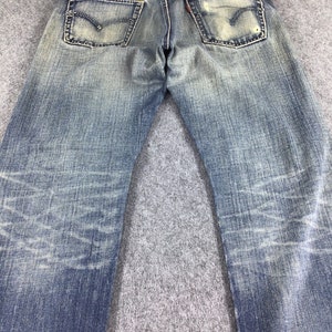 levis red loop