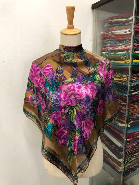 【 VINTAGE 】 Silk Lavaliere Scarf Vintage Silk Scarf, Twill Silk Scarf, Vintage Silk Muffler