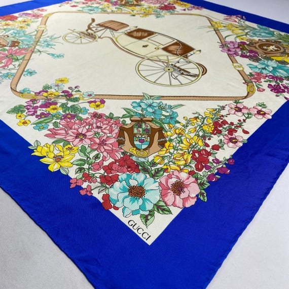 ✨Gucci ヴィンテージ シルクスカーフ バンブートレリス ライトブルー ✨Gucci ヴィンテージ シルクスカーフ バンブートレリス ライトブルー