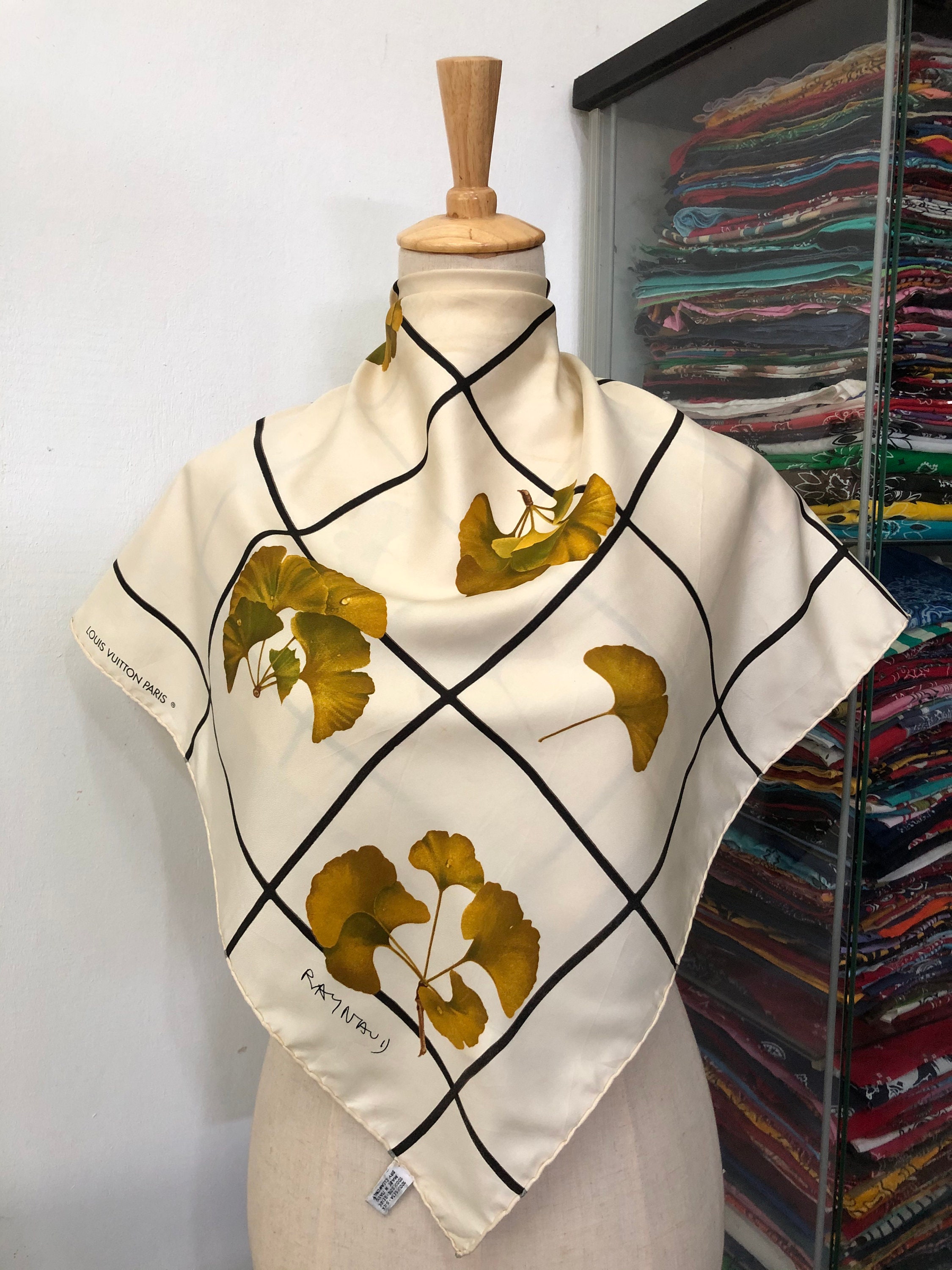 Louis Vuitton, monogram scarf in beige - Unique Designer Pieces