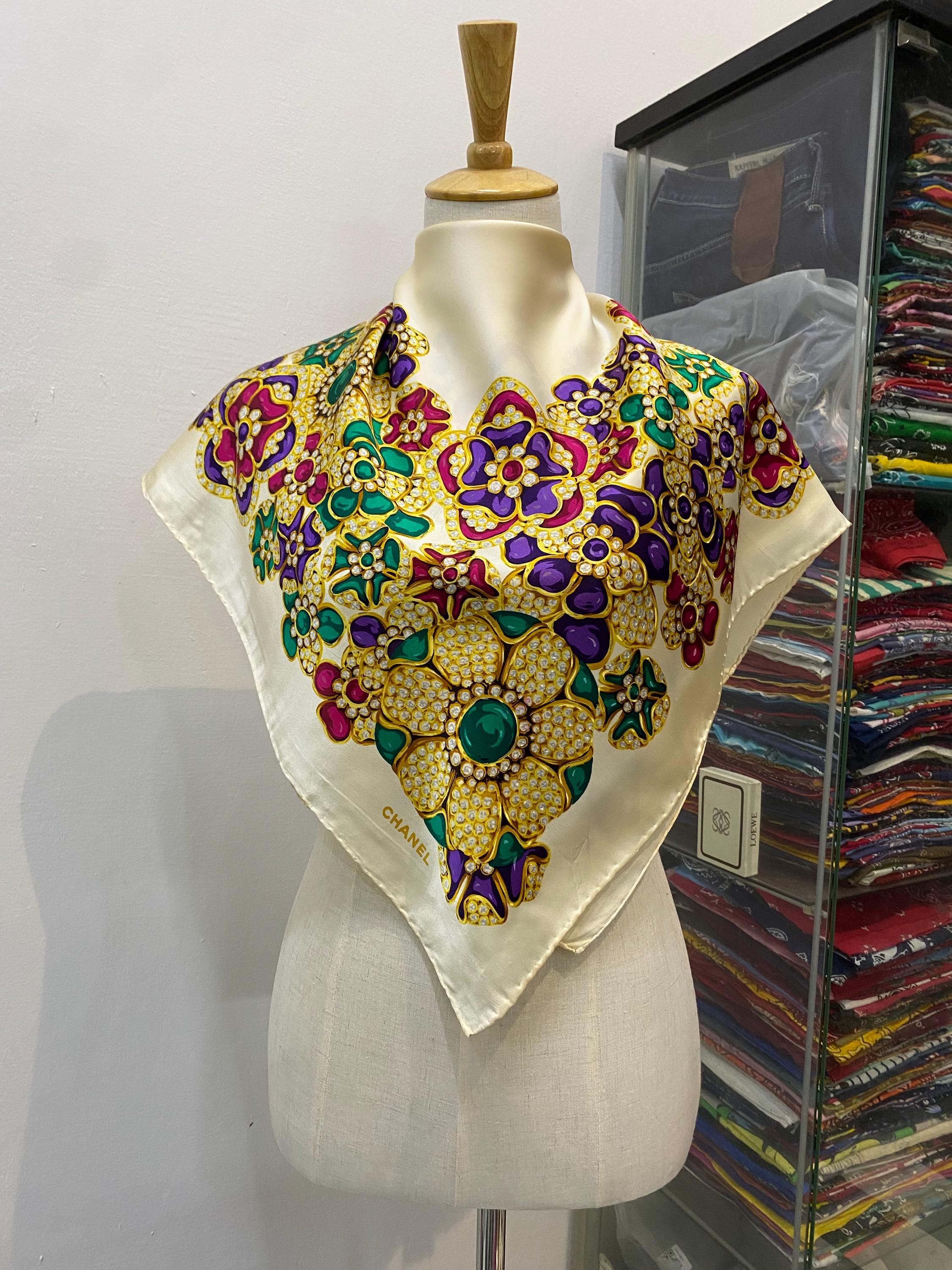 【希少】CHANEL silk scarf vintage シルク スカーフ Vintage Chanel Silk Scarf, Chanel Silk Muffler, Vintage