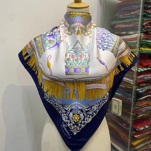 Vintage Gucci Silk Scarf Neckerchief Neckwear Muffler Ribbon Bandana Foulard Square Scarf Head Band