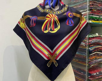 極美品　ロエベ　アンティーク調　襟付　スカーフ　花柄　総柄　シルク　ヴィンテージ il_340x270.4158738950_od0d.jpg
