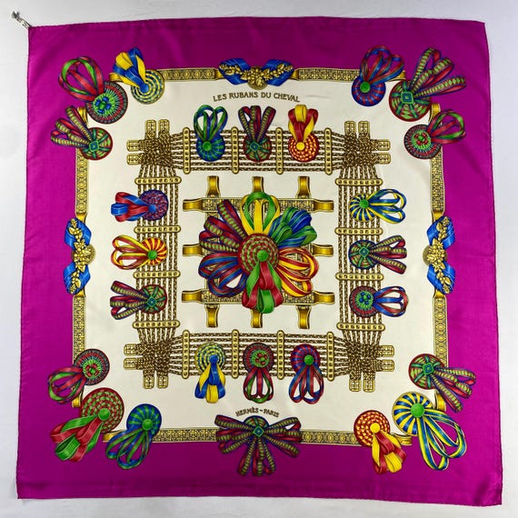HERMÈS LES RUBANS DU CHEVAL スカーフ Hermes Rubans du Cheval Scarf Framed Hermes Scarf