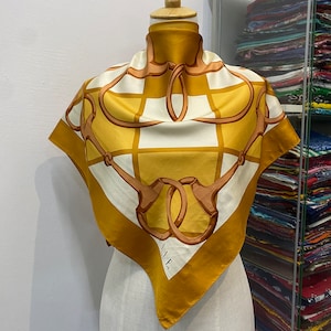 Vintage Elle Paris Silk Scarf Neckerchief Neckwear Muffler Ribbon Bandana Foulard Square Scarf Head Band