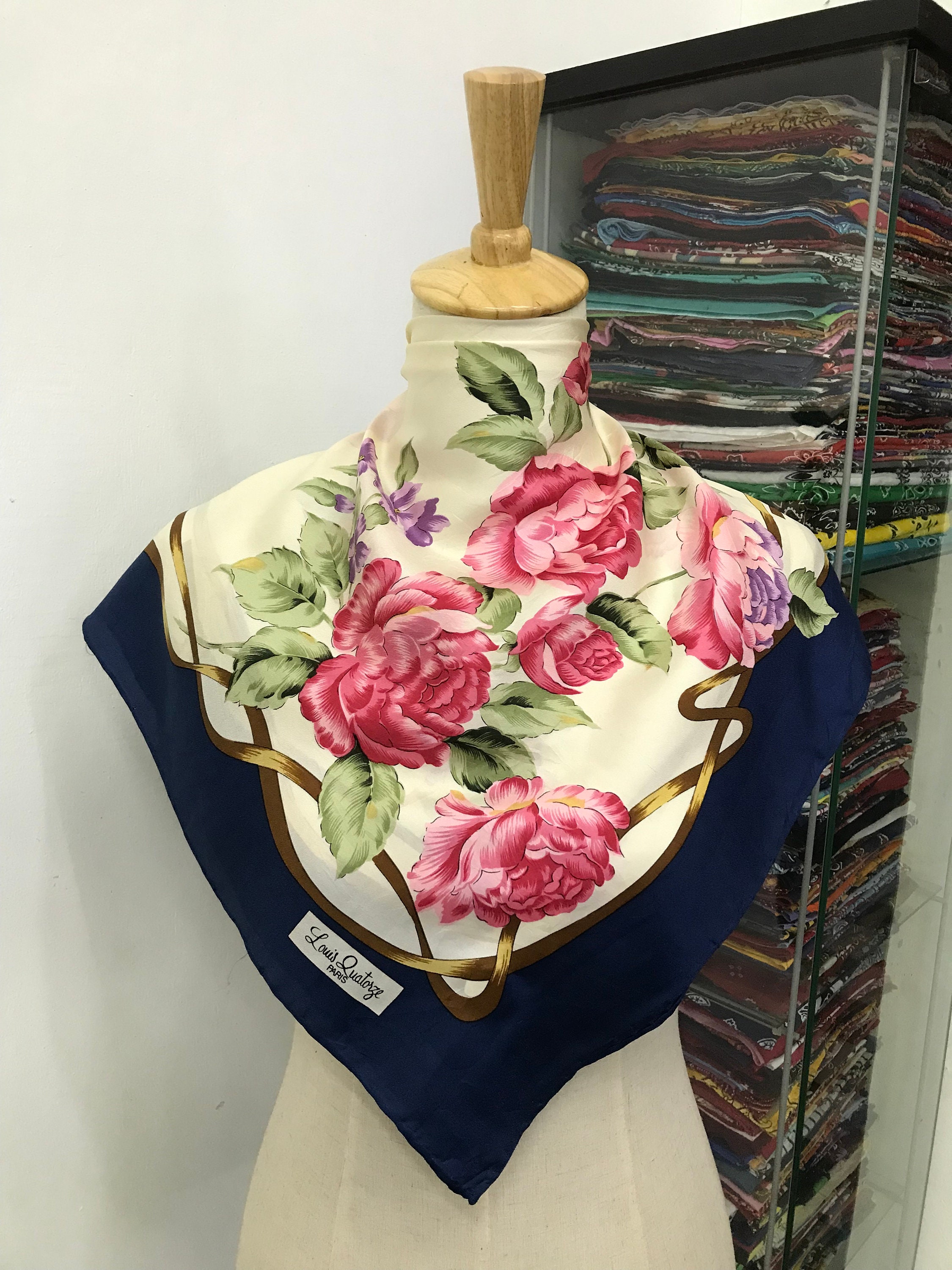 小物 Vintage silk original stole Vintage Retro Print Oversized Silk Scarf | Cheap-Neckties.com