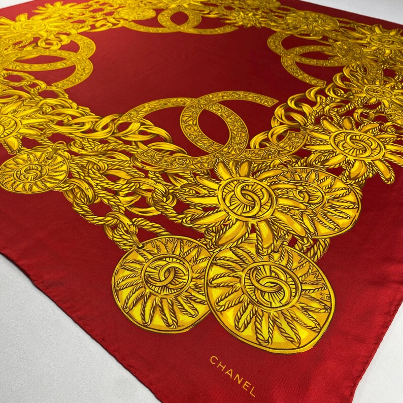 Bufanda de seda vintage de Chanel, bufanda de seda de Chanel, chal vintage de Chanel, pañuelo de seda de Chanel, bufanda vintage de Chanel, bufanda de Chanel París imagen 3