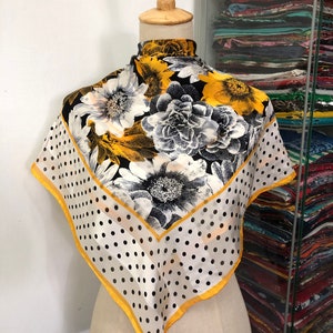Vintage Silk Scarf, Twill Silk Scarf, Vintage Silk Muffler, Vintage Neck Scarf, Vintage Neck Accessories, Vintage Italian Silk Scarf,