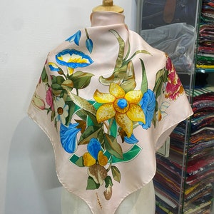 Vintage Chanel Silk Scarf , Chanel Silk Muffler, Vintage Chanel Shawl, Chanel Silk Neckerchief, Vintage Chanel Scarf, Chanel Paris Scarf