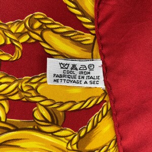 Bufanda de seda vintage de Chanel, bufanda de seda de Chanel, chal vintage de Chanel, pañuelo de seda de Chanel, bufanda vintage de Chanel, bufanda de Chanel París imagen 7