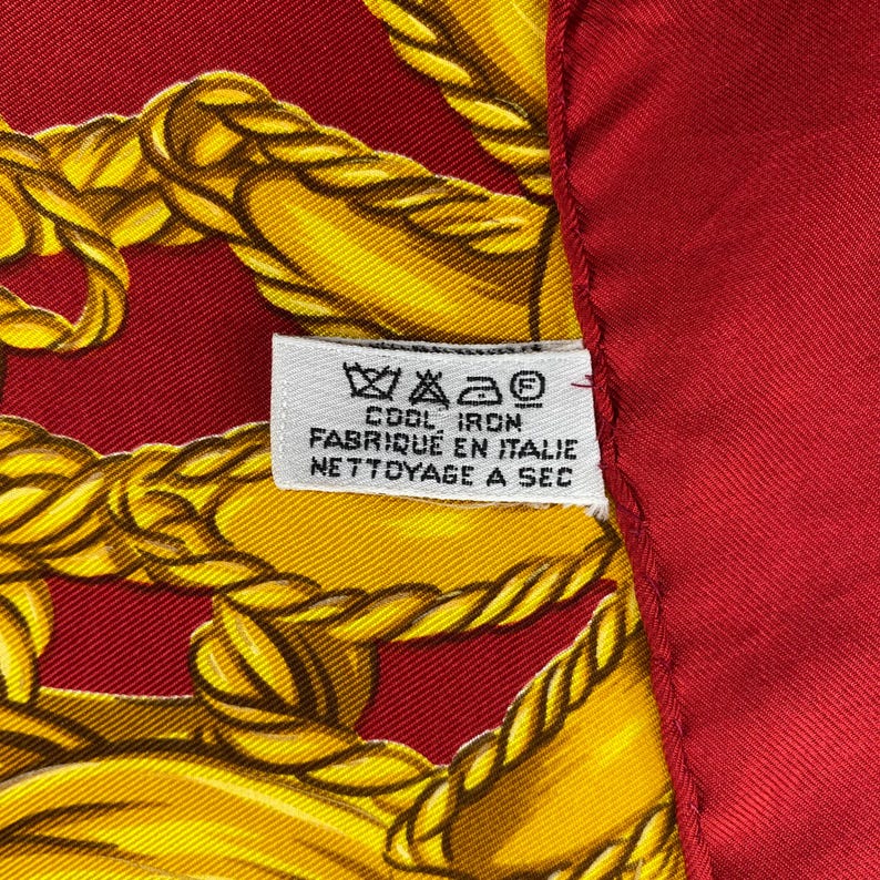 Bufanda de seda vintage de Chanel, bufanda de seda de Chanel, chal vintage de Chanel, pañuelo de seda de Chanel, bufanda vintage de Chanel, bufanda de Chanel París imagen 7