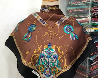 Vintage Fragonard Silk Scarf, Twill Silk Scarf,  Vintage Neck Scarf, Vintage Neck Accessories, Vintage Italian Silk Scarf,