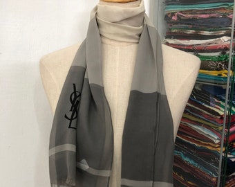 日本製　イヴサンローラン ウール シルク 大判 スカーフ ショール イヴ・サンローランのシルク＆ウールの大判スカーフ - Etsy 日本