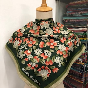 Foulard En Soie Vintage Romeo Gigli - Carré 90x90 Cm - Couleur Orange - Occasion