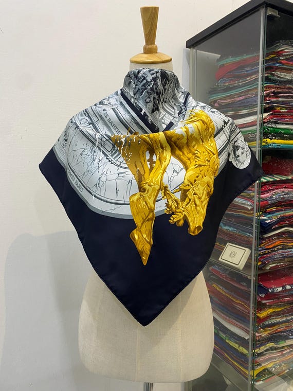 HERMES スカーフ LA FONTAINE シルク Vintage Hermes La Fontaine De Bartholdi Silk Scarf, Hermes Silk