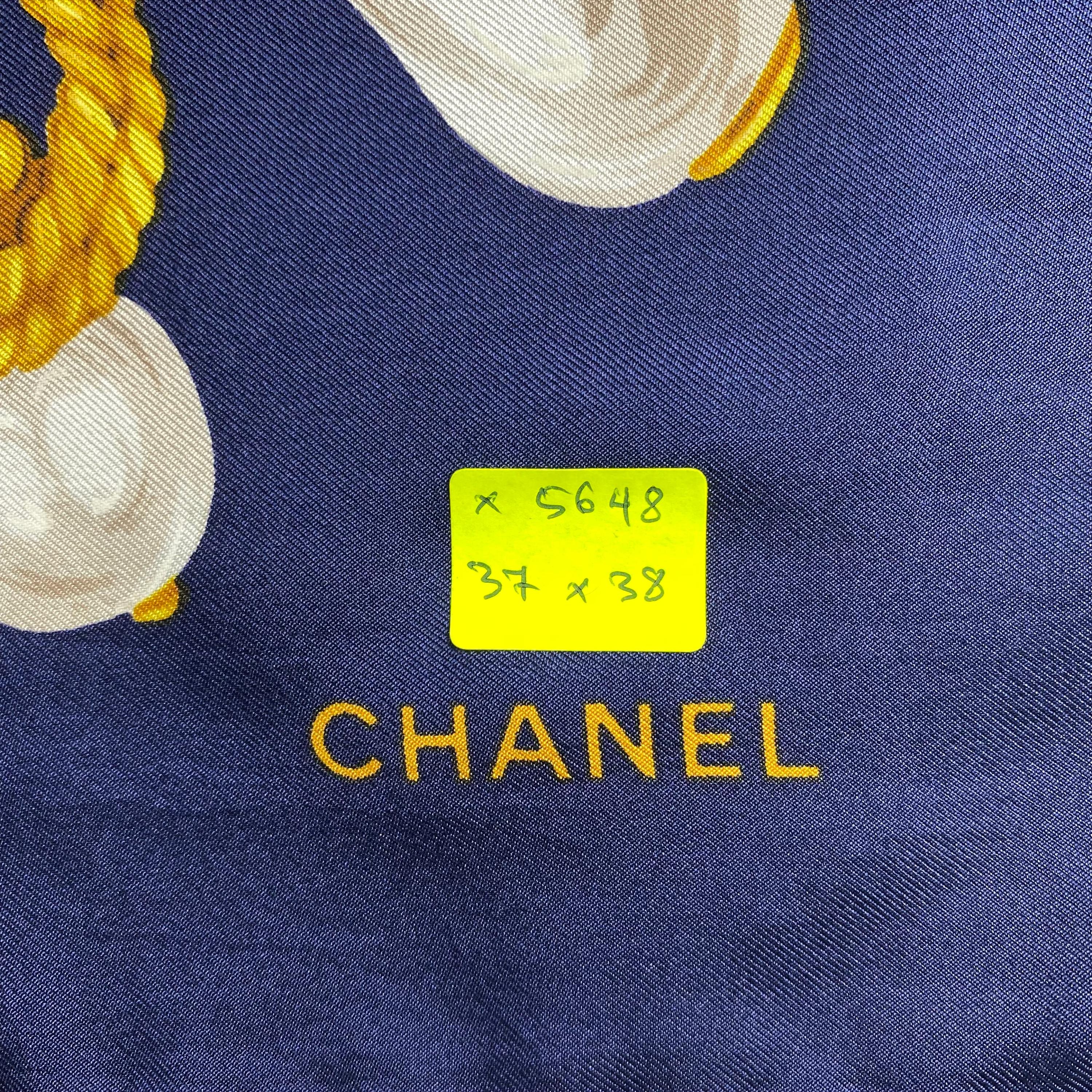 CHANEL チェーンデザイン スカーフ ブルー ヴィンテージ シャネル ヴィンテージ スカーフ ネイビー チェーンデザイン シルク100