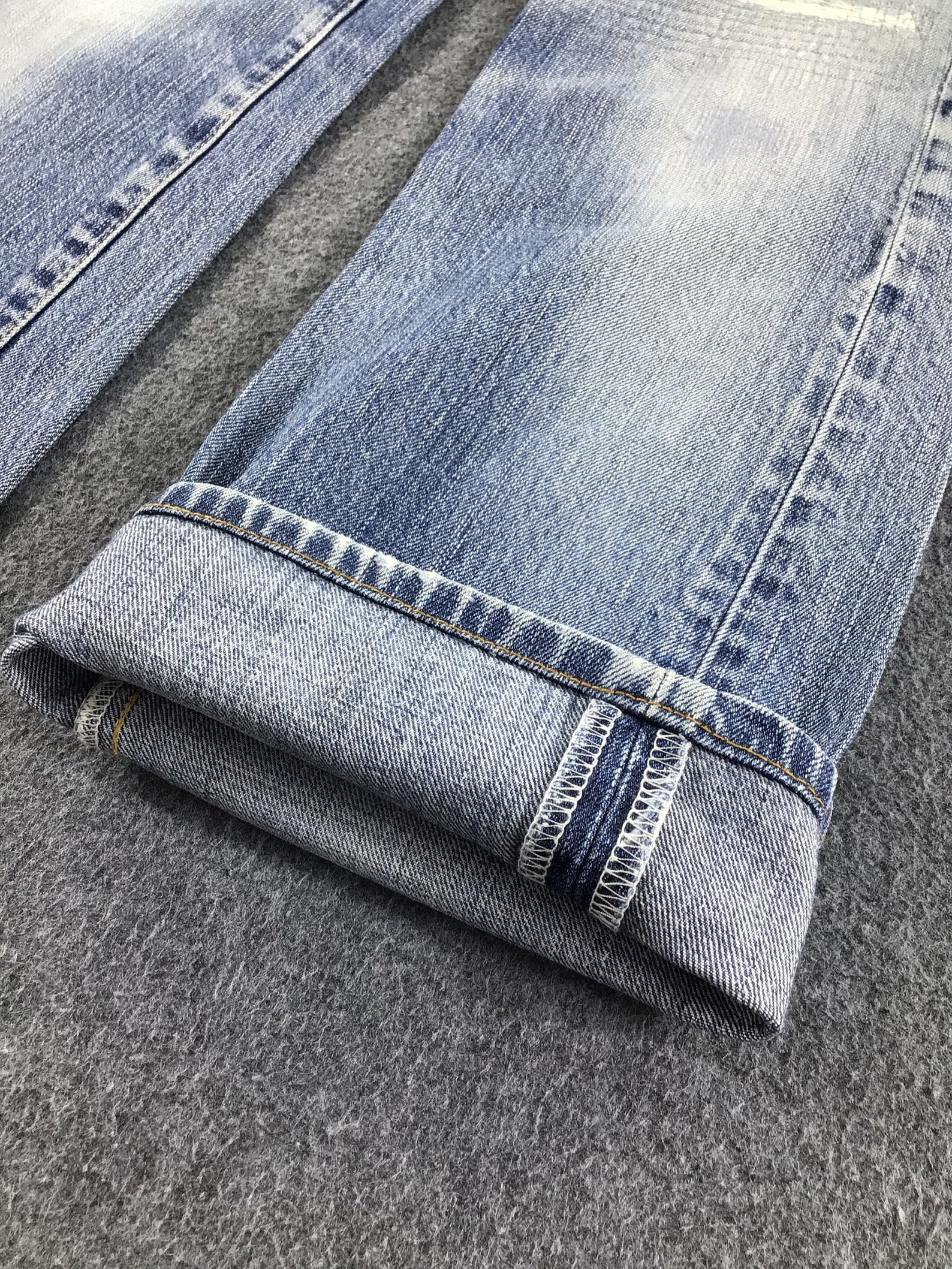 levis red loop collection