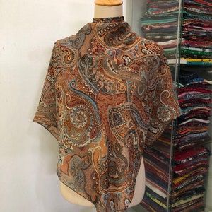 Vintage Lancetti Scarf, Twill Silk Scarf, Vintage Silk Muffler, Vintage Neck Scarf, Vintage Neck Accessories, Vintage Italian Silk Scarf,