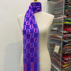 NWT Vintage Fendi Silk Stole Scarf Neckerchief Neckwear Muffler Ribbon Bandana Foulard Square Scarf Head Band Fendi Roma Fendi Foulard