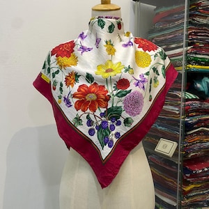 Gucci floral scarf - Etsy 日本