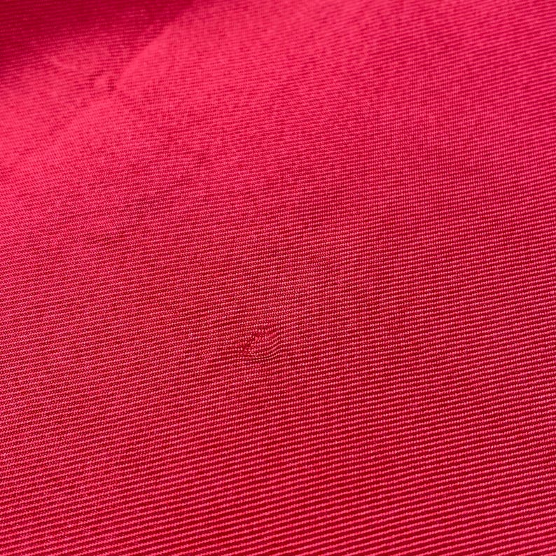 Bufanda de seda vintage de Chanel, bufanda de seda de Chanel, chal vintage de Chanel, pañuelo de seda de Chanel, bufanda vintage de Chanel, bufanda de Chanel París imagen 8