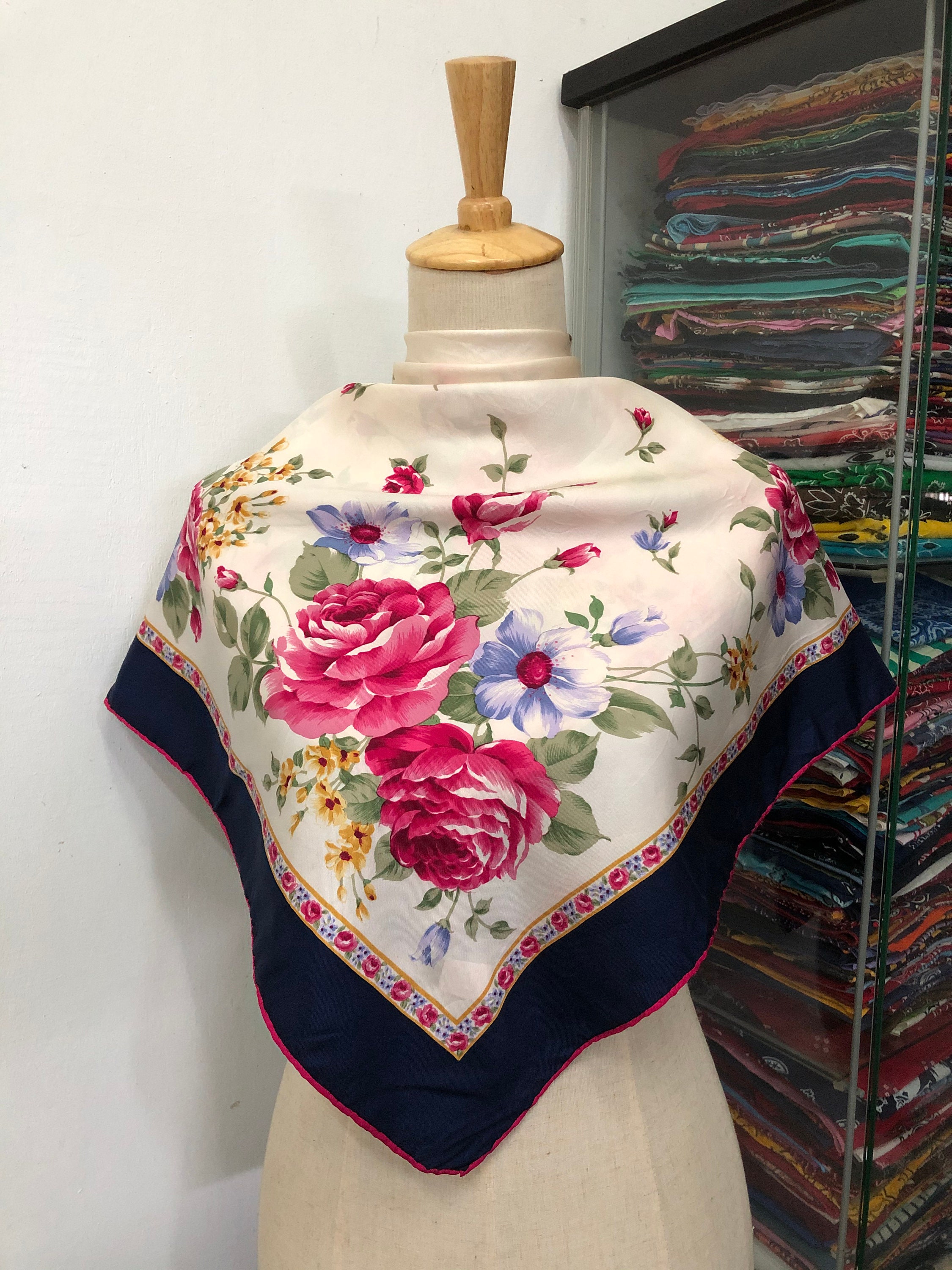 Vintage Silk Scarf, Twill Silk Scarf, Vintage Silk Muffler, Vintage Neck Scarf, Vintage Neck Accessories, Vintage Italian Silk Scarf,