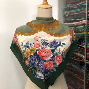Vintage Silk Scarf, Twill Silk Scarf, Vintage Silk Muffler, Vintage Neck Scarf, Vintage Neck Accessories, Vintage Italian Silk Scarf,