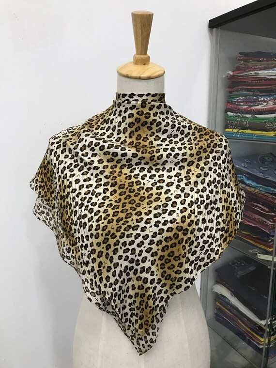 Vintage Krizia Silk Scarf Krizia Leopard Silk Scarf Krizia Silk Muffler Vintage Krizia Neck Scarf Krizia Square Scarf