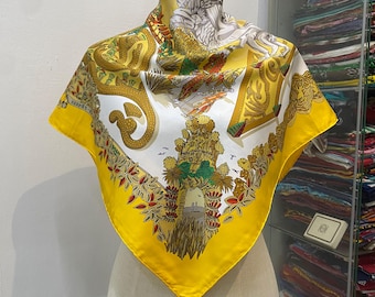 エルメス シルクスカーフ カレ90 「Au Son du Tam Tam」 レッド シルク