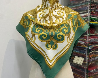 ヴィンテージ エルメス VIVE LE VENT シルクスカーフ ヴィンテージ