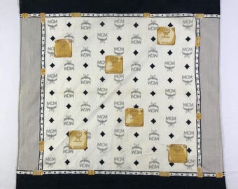 MCM  ハンカチ セット  【レア】 MCM - MCM ハンカチの通販 by NWO8929's shop｜エムシーエムなら