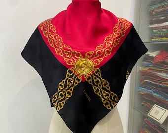 ヴィンテージシルクスカーフ、シャネルヴィンテージシルクスカーフ33 x