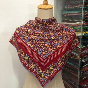 Vintage Hardy Amies Scarf, Twill Silk Scarf, Vintage Silk Muffler, Vintage Neck Scarf, Vintage Neck Accessories, Vintage Italian Silk Scarf,